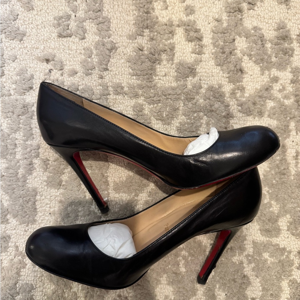 Christian Louboutin Black Round Toe Heels